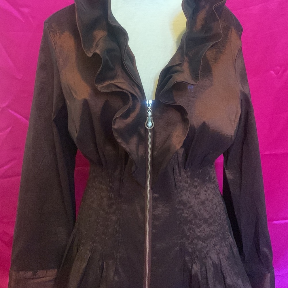 Women’s Brown Ruffled Zip-Front Jacket, size L - Picture 2 of 9